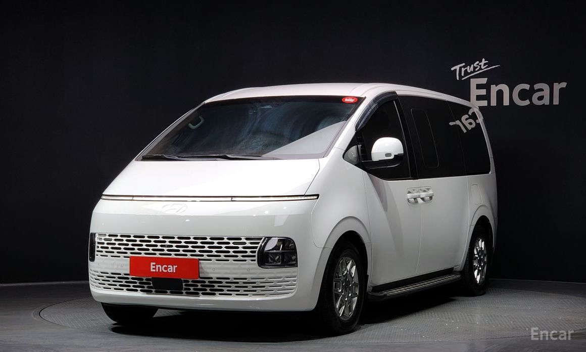 Hyundai Staria 2025