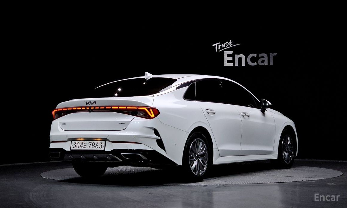 Kia K5 2023