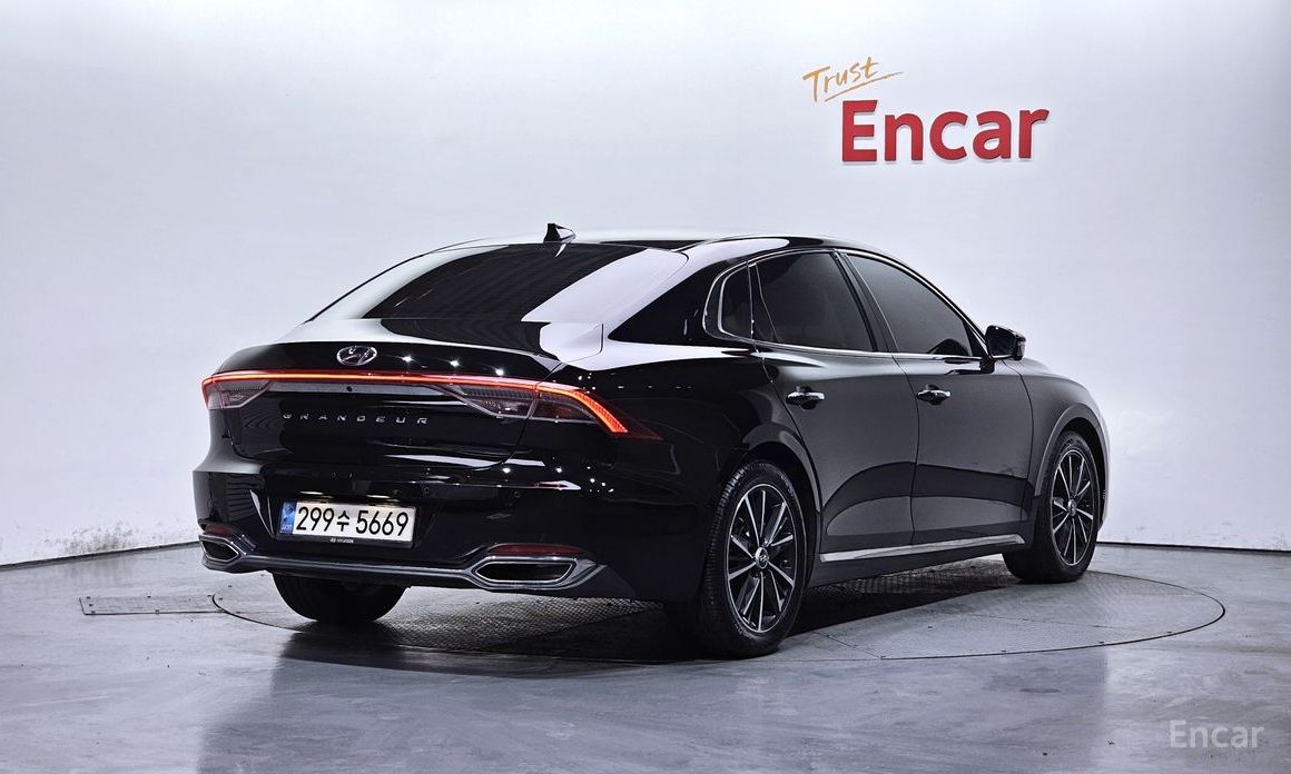 Hyundai Grandeur 2022