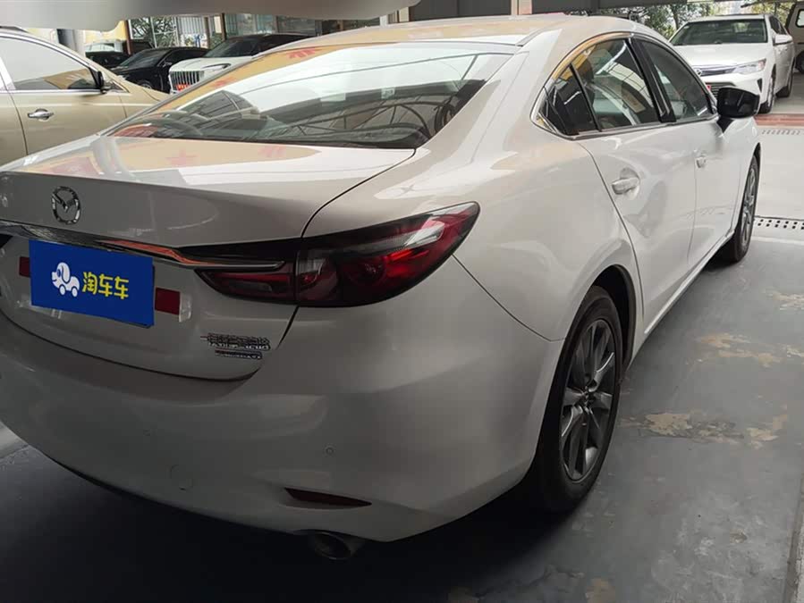 Mazda Atenza 2.0 Skyactiv Luxury