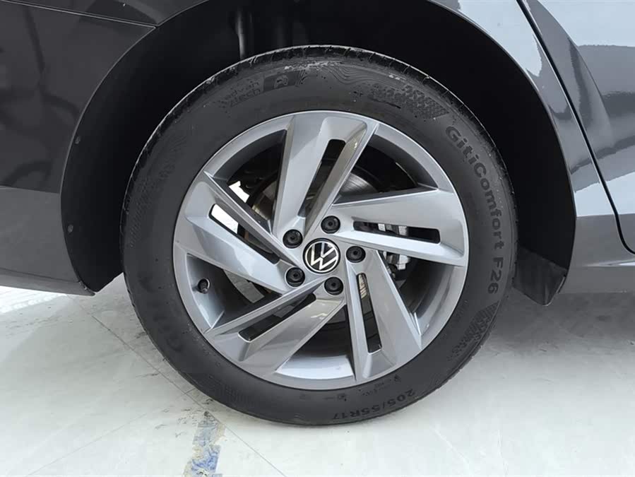 Volkswagen Lamando L