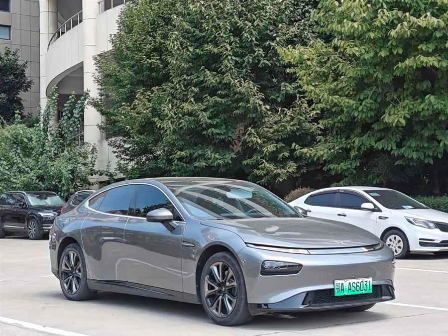 XPeng P7