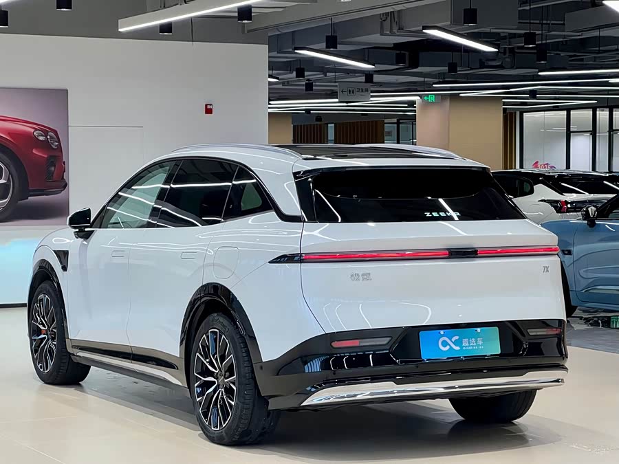 Zeekr 7X 75 kWh