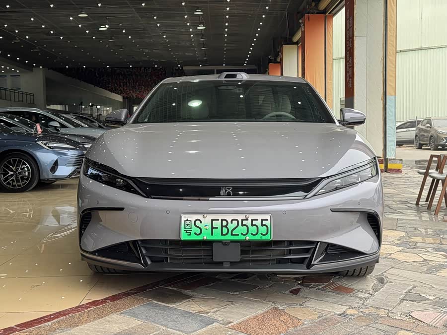BYD Han DM-i Smart Driving 125 km Zunrong