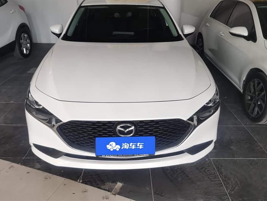Mazda 3 Axela 2.0
