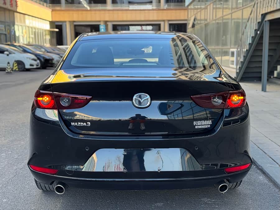 Mazda 3 Axela