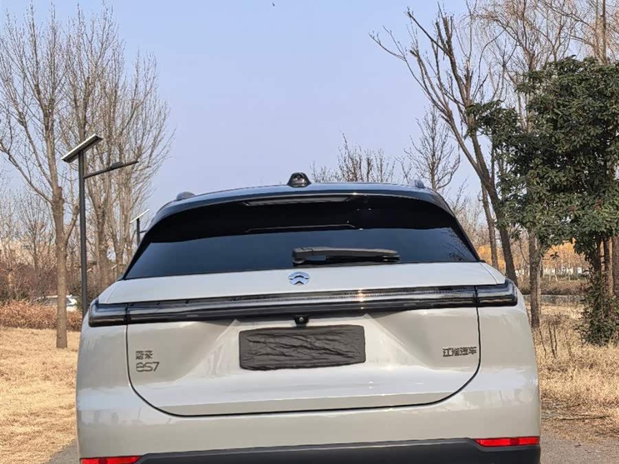 Nio ES7
