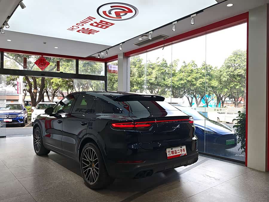 Porsche Cayenne Coupe