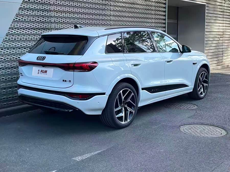 Audi Q6L e-tron Launch Navigation Edition