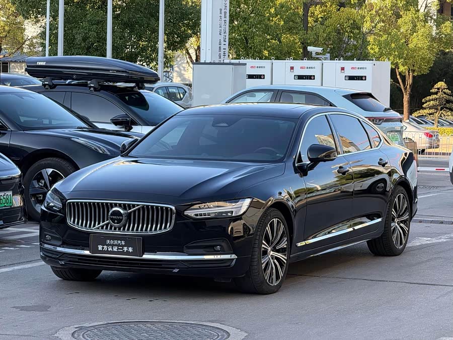 Volvo S90