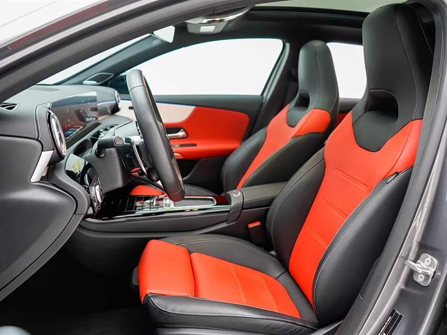 Mercedes-Benz A35 4MATIC