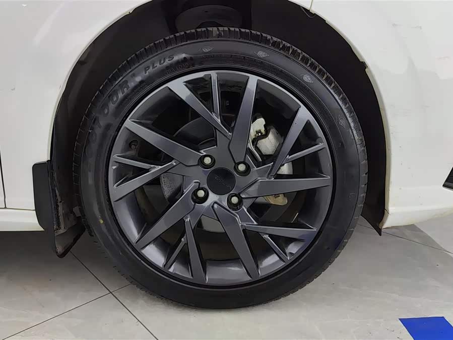 Dongfeng Aeolus Yixuan