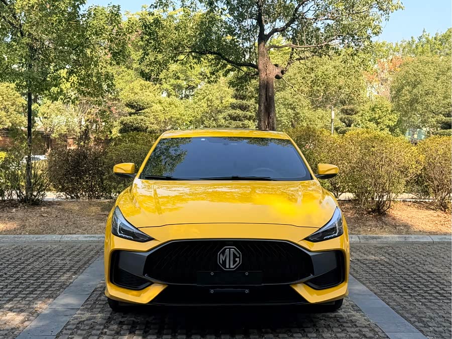 Motor MG 5 180 DVVT Manual Youth Luxury