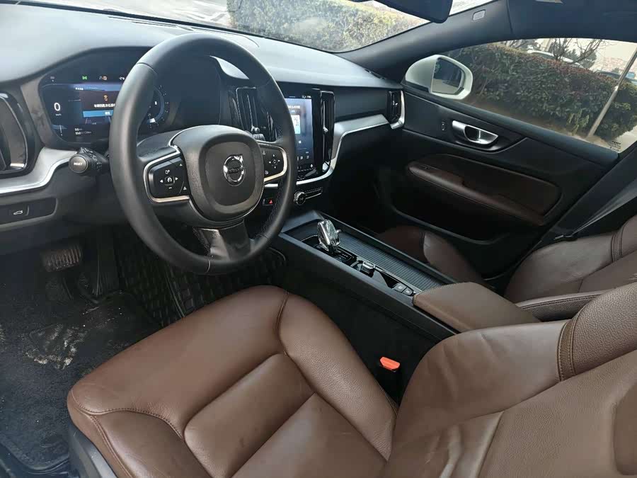 Volvo S60 B4 Smart Luxury