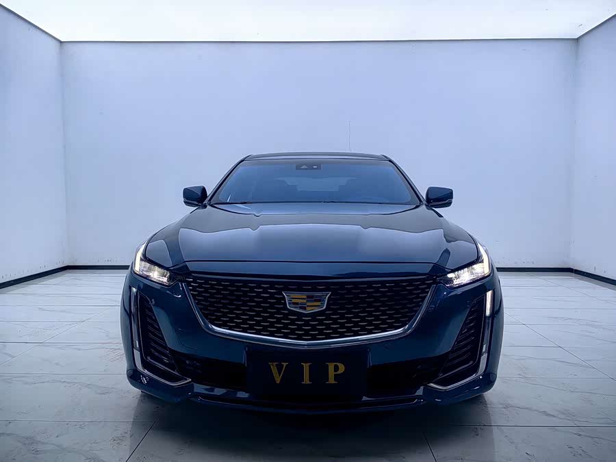 Cadillac CT5 28T Style