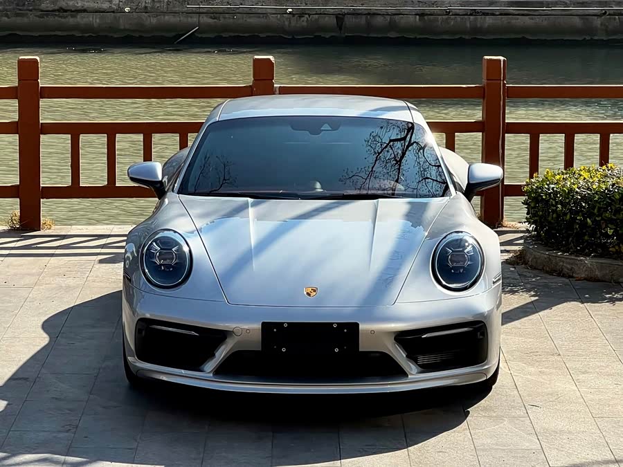 Porsche 911 Carrera S