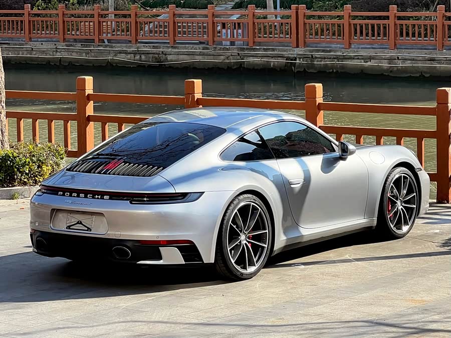 Porsche 911 Carrera S