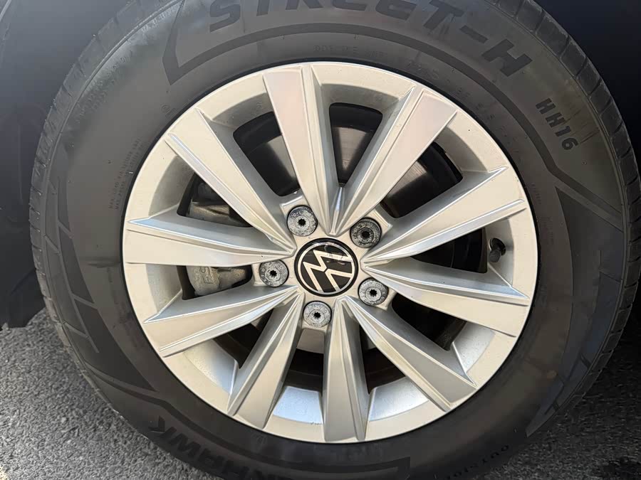 Volkswagen Lavida 1.5