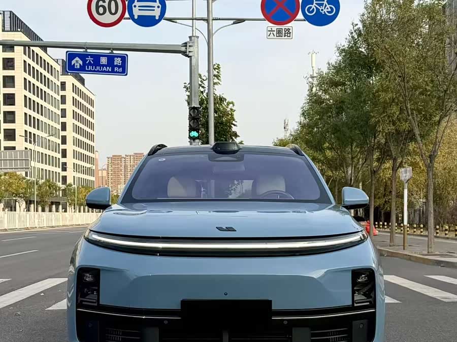 Li Auto L7
