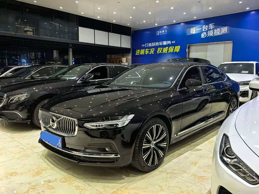 Volvo S90