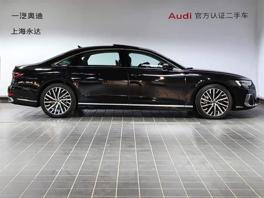 Audi A8L 55 TFSI quattro Flagship