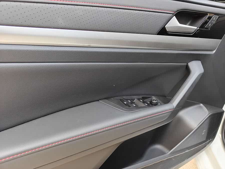 Volkswagen VW Lavida