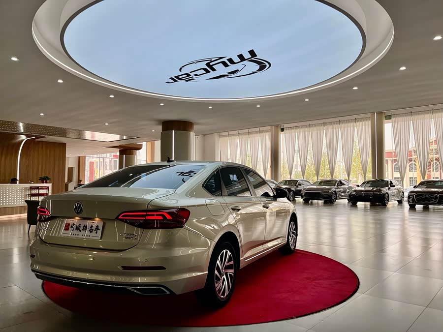 Volkswagen VW Lavida