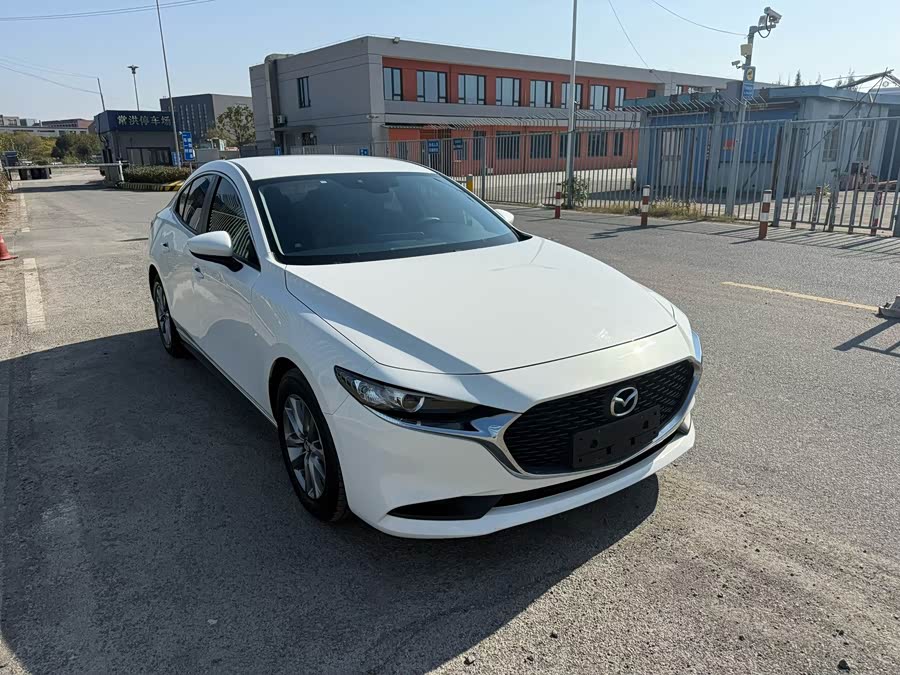 Mazda 3 Axela 1.5