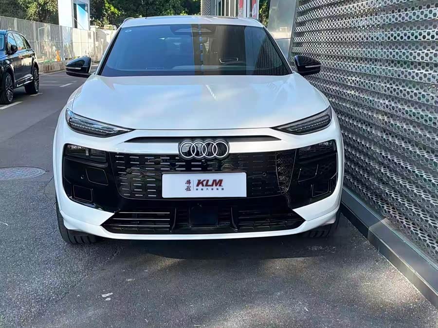 Audi Q6L e-tron Launch Navigation Edition