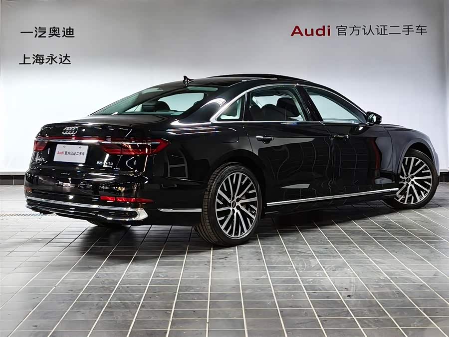 Audi A8L 55 TFSI quattro Flagship