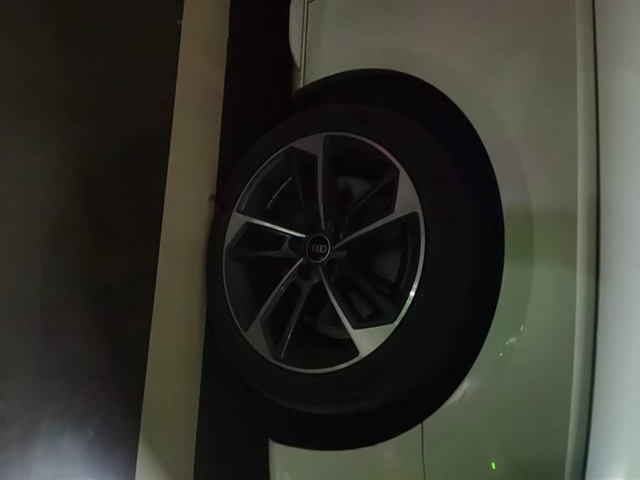 Audi A4L 40 TFSI Fashion Dynamic