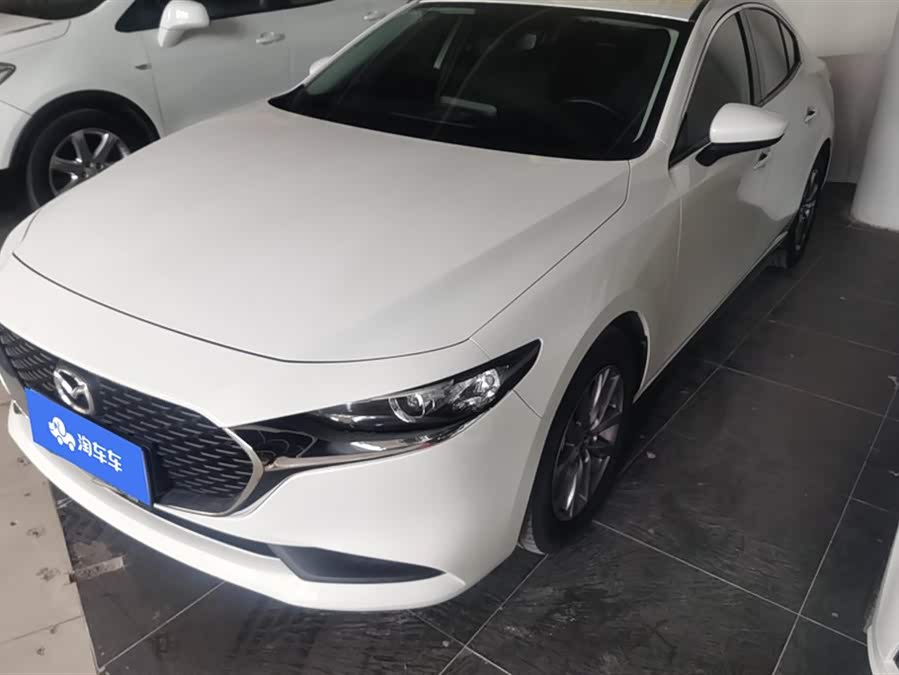 Mazda 3 Axela 2.0