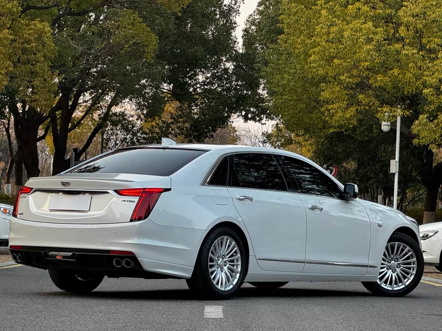 Cadillac CT6