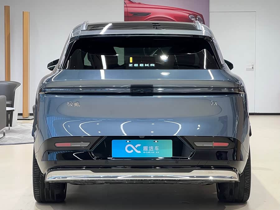 Zeekr 007