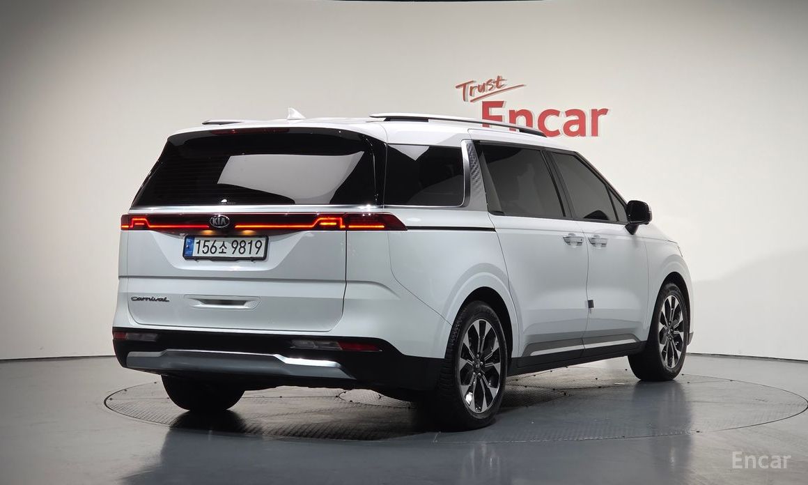 Kia Canival 2021