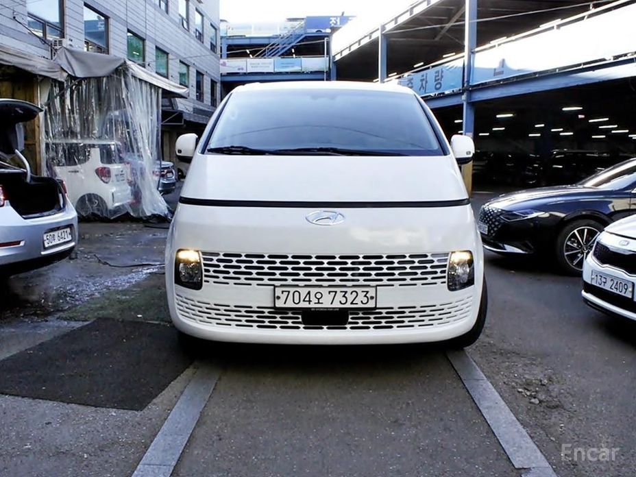 Hyundai Staria 2023