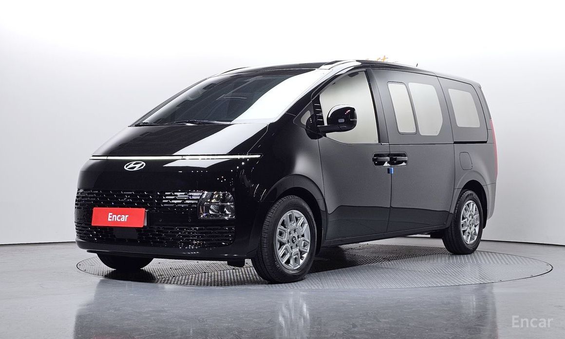 Hyundai Staria 2025