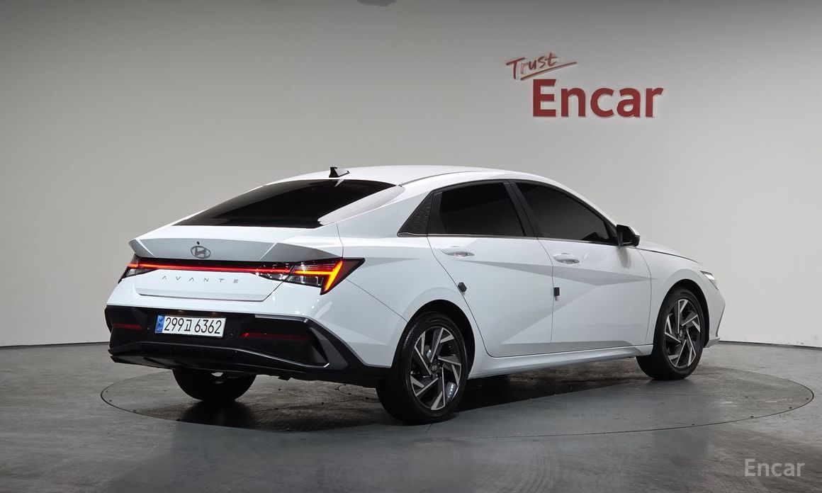 Hyundai AVANTE 2024