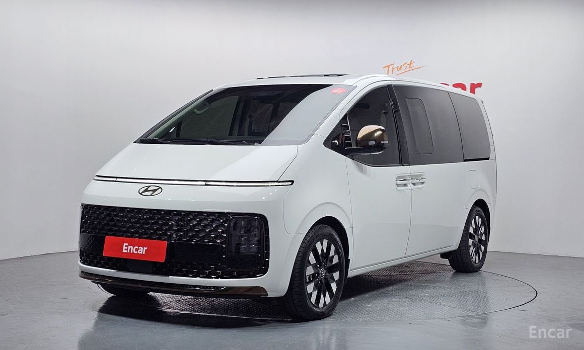Hyundai Staria 2025