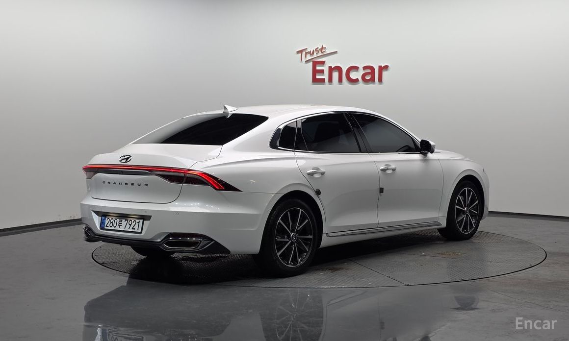 Hyundai Grandeur 2021
