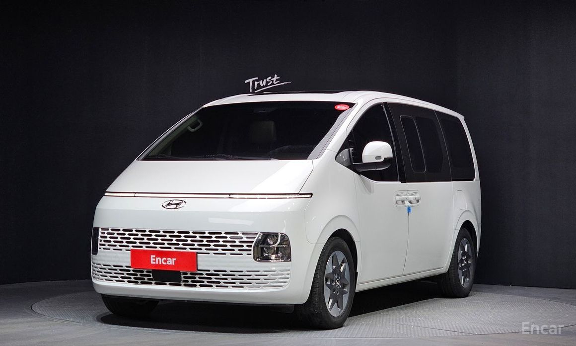 Hyundai Staria 2024