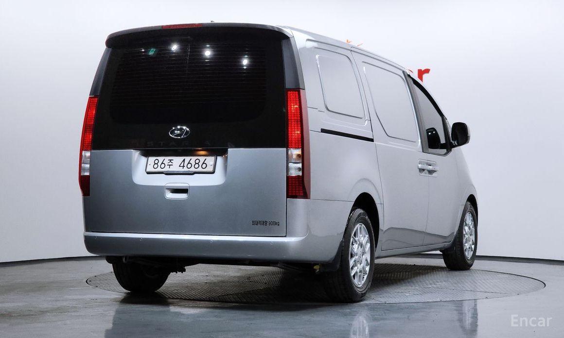 Hyundai Staria 2022
