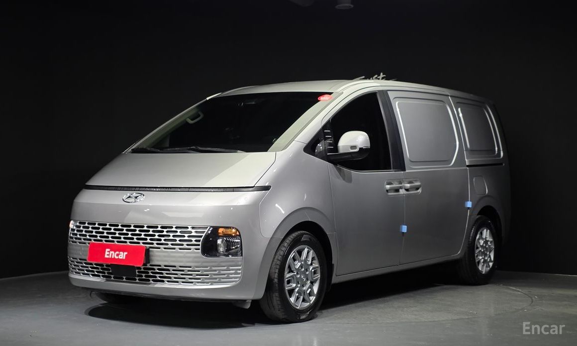 Hyundai Staria 2022