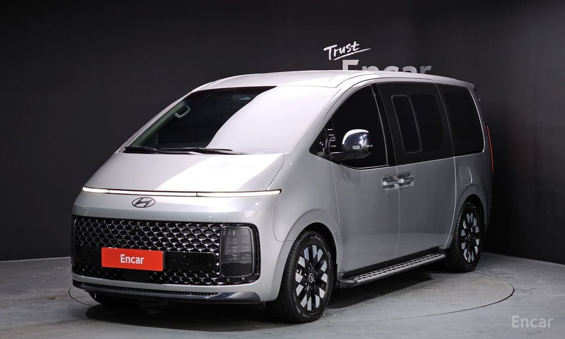 Hyundai Staria 2025