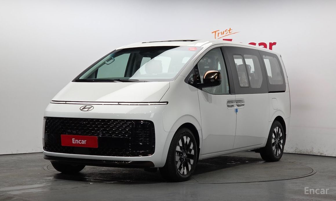 Hyundai Staria 2025
