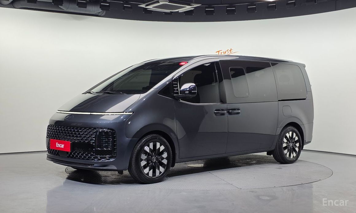 Hyundai Staria 2025