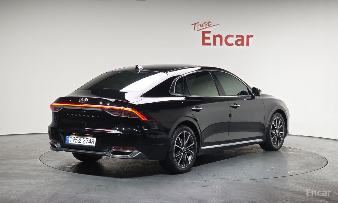 Hyundai Grandeur 2022