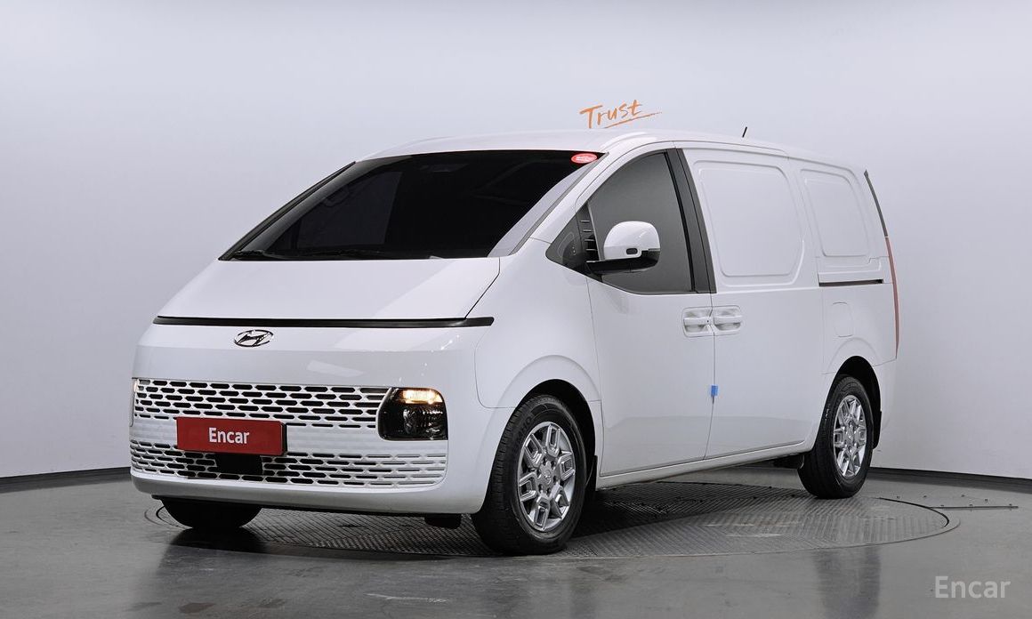 Hyundai Staria 2022