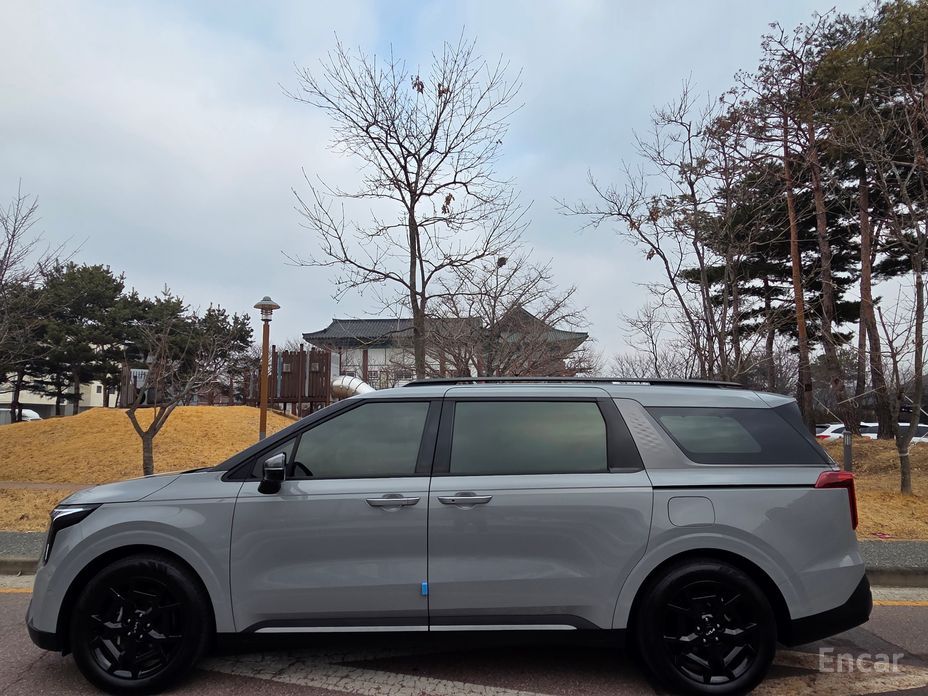 Kia Canival 2025
