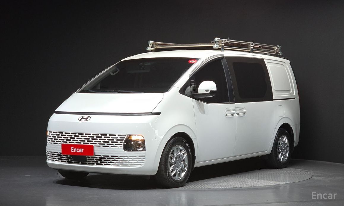 Hyundai Staria 2022